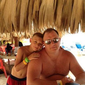 Meet your Posher, Damon